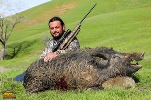 Northern California Wild Hog Hunting with SC2 Outdoors | Sergio M. Shasta County, California